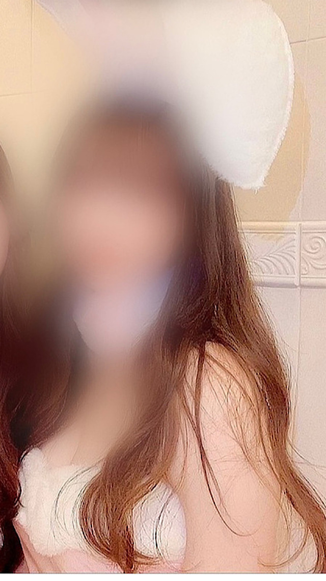 皇　麗奈