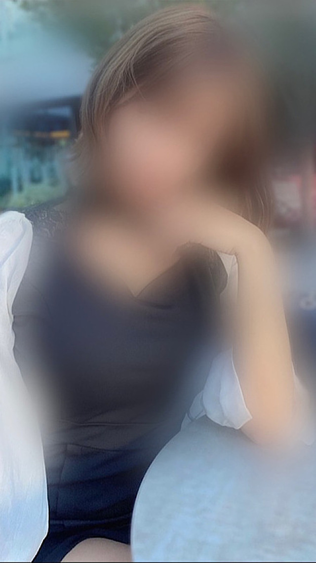 御影　朱里