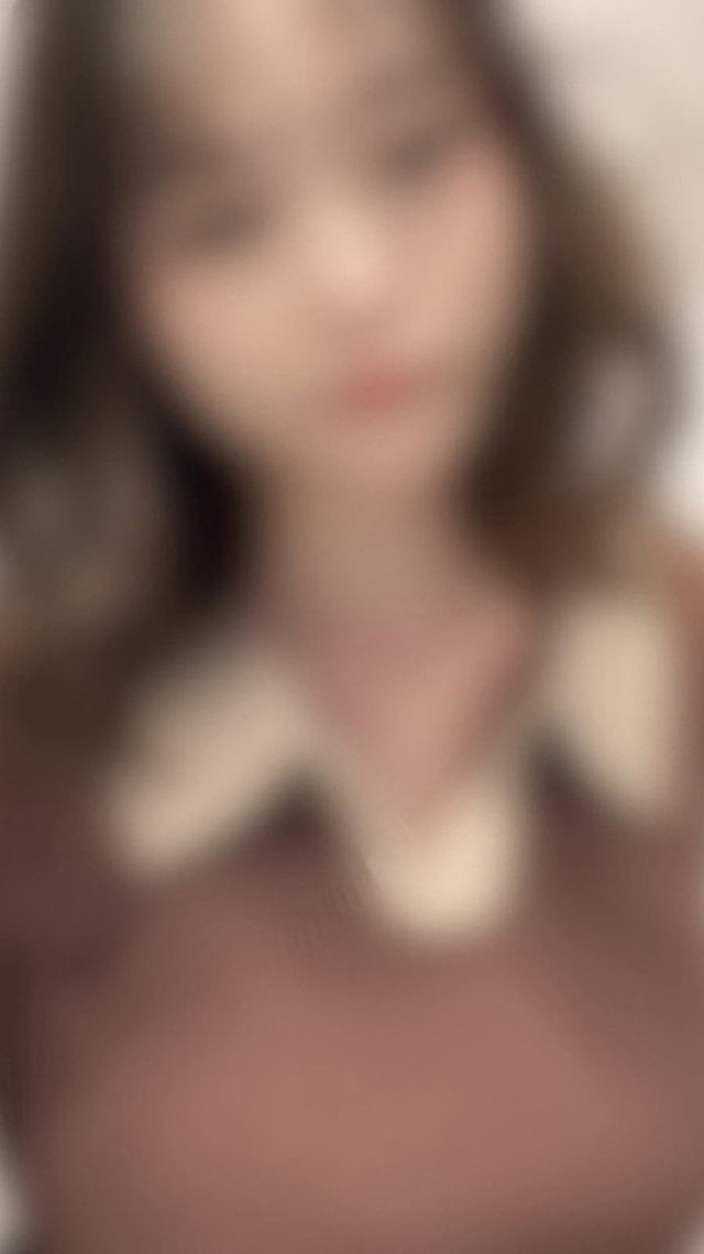 白咲　綾香